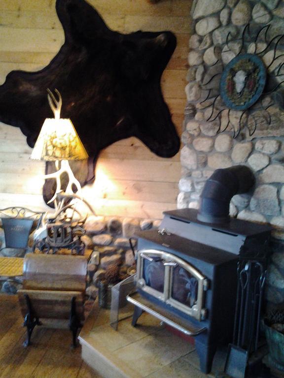 ホテル K3 Guest Ranch コーディ エクステリア 写真
