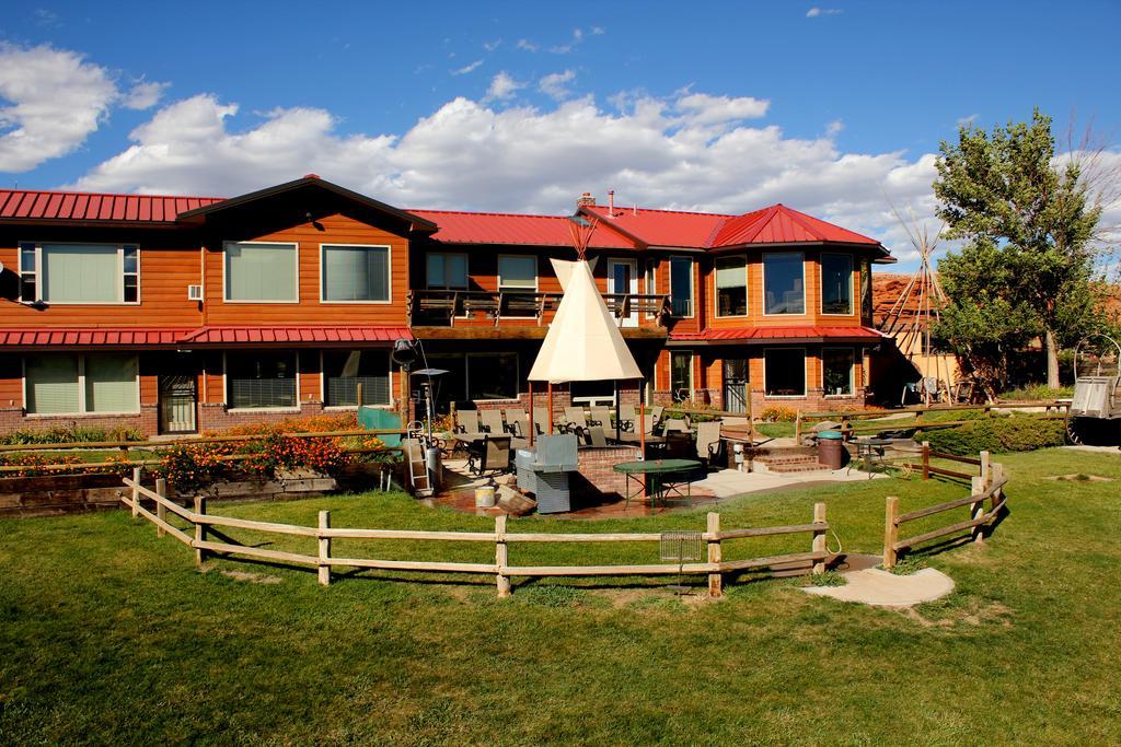 ホテル K3 Guest Ranch コーディ エクステリア 写真