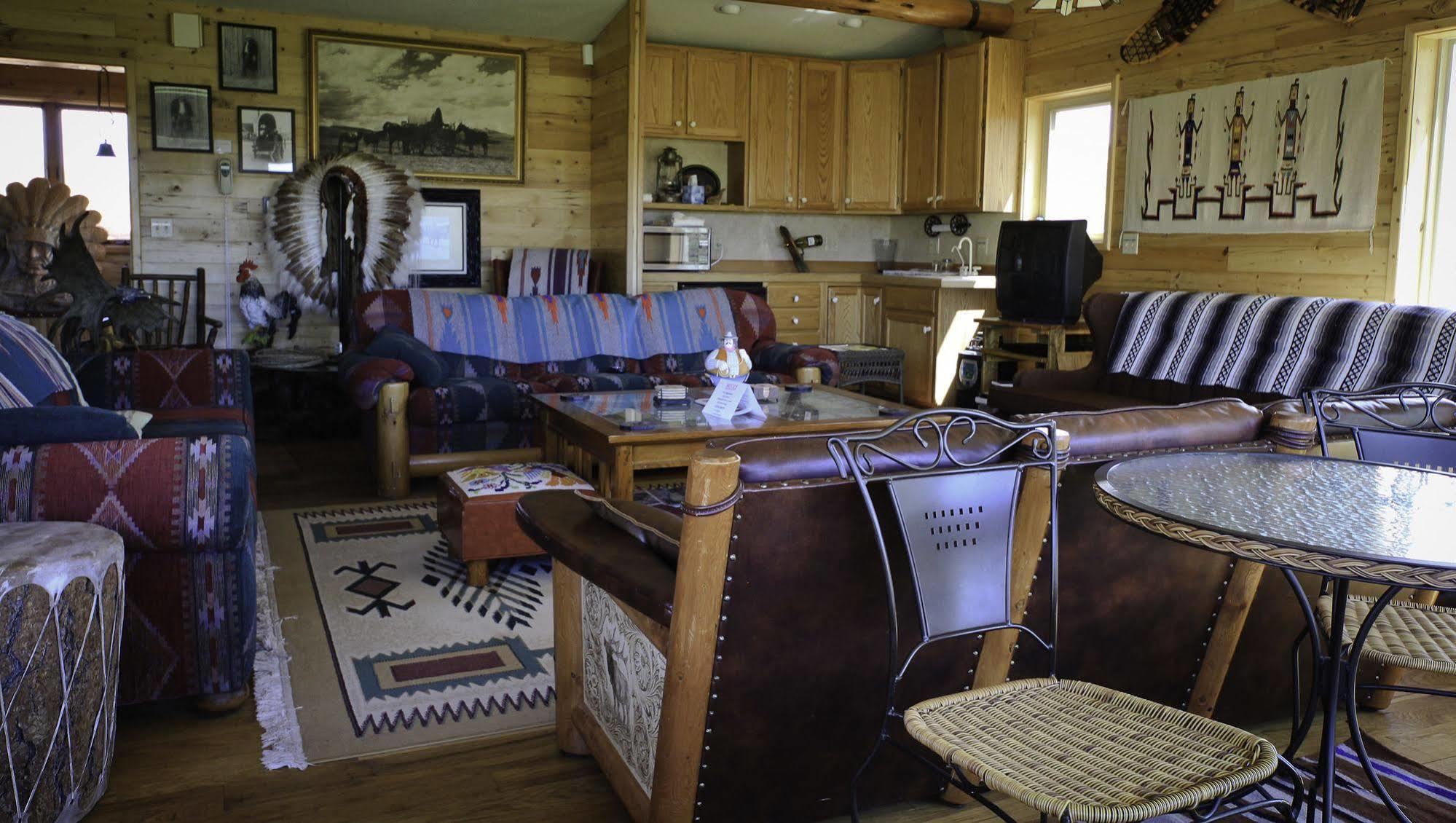 ホテル K3 Guest Ranch コーディ エクステリア 写真